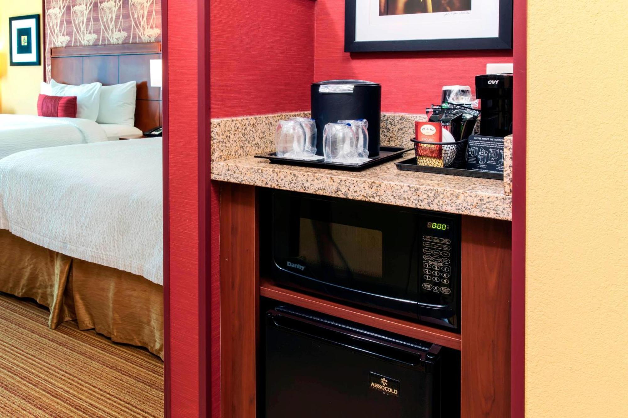 คอร์ตยาร์ด ไมอามี โฮมสเตด Hotel ภายนอก รูปภาพ